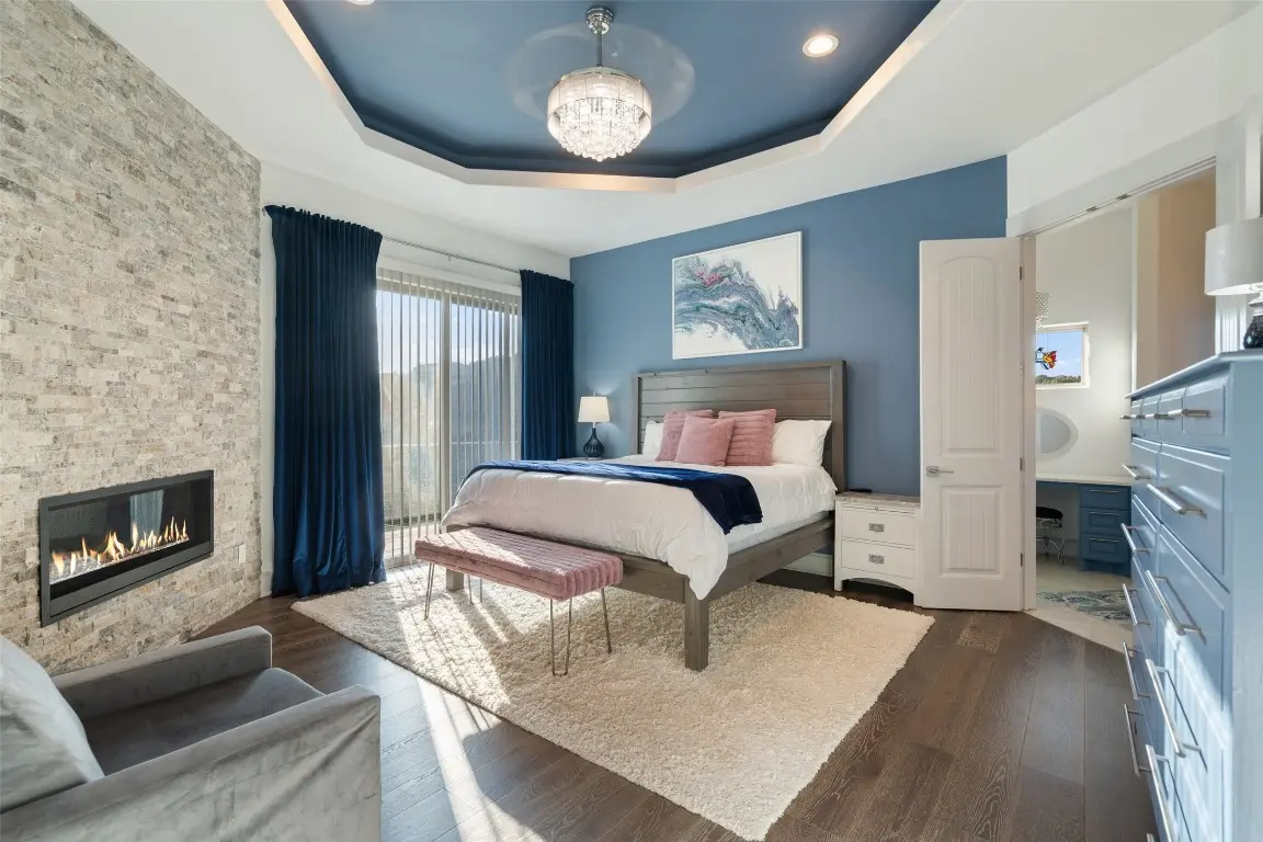 Master King Suite