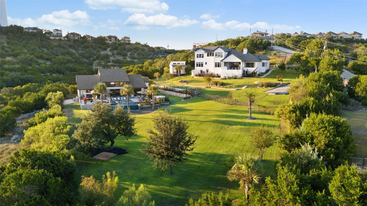 Pool Clubhouse at Little La Jolla