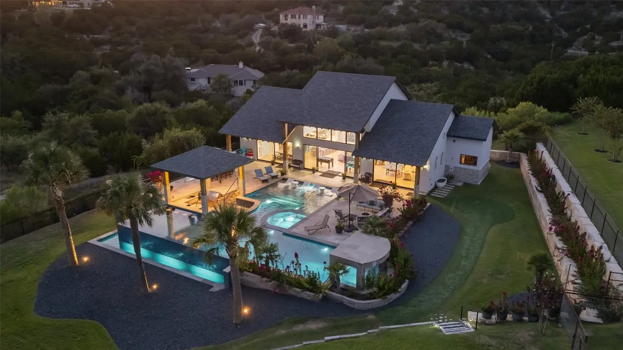 Infinity Pool